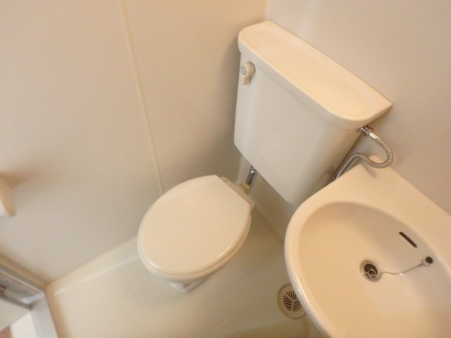 トイレ　トイレもきれいです