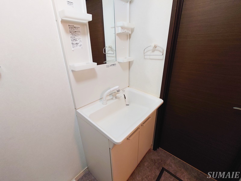 洗面設備　独立洗面台です☆