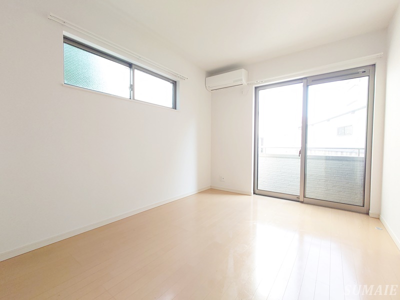 居室・リビング　人気の角部屋です☆