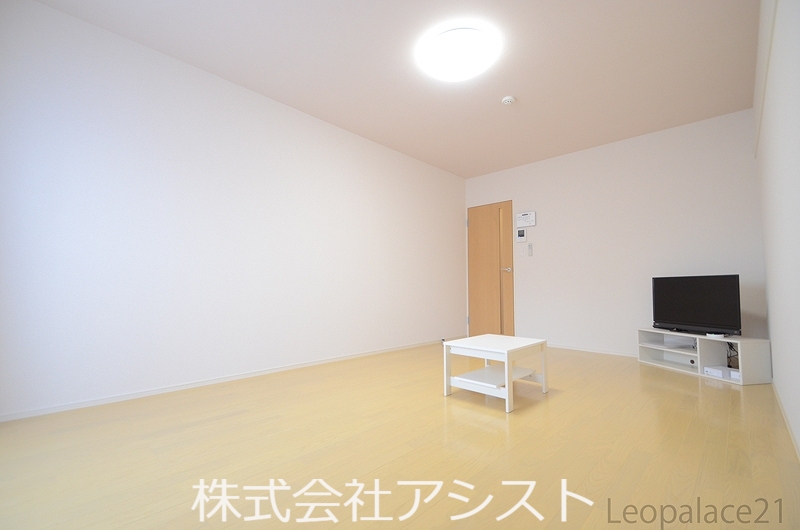 居室・リビング　設備・使用は号室により異なる為、現況を優先いたします。