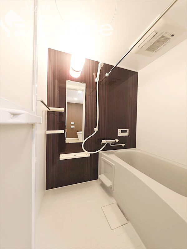 バス・シャワールーム　バスルーム★浴室乾燥機付★追い焚き機能付