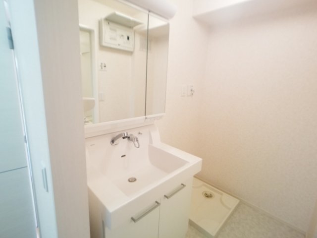 洗面設備　洗面室