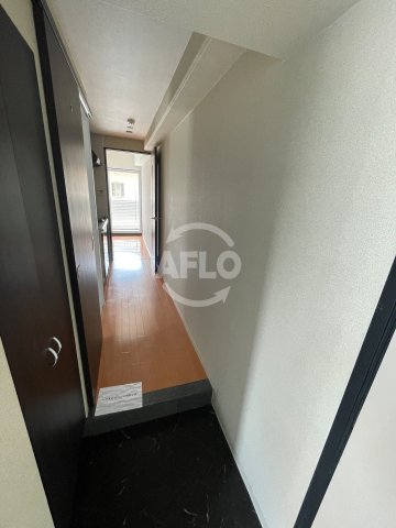 玄関　ソミュール南栄　玄関