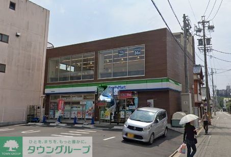 コンビニ　ファミリーマート尾頭橋通店（コンビニ）まで480m