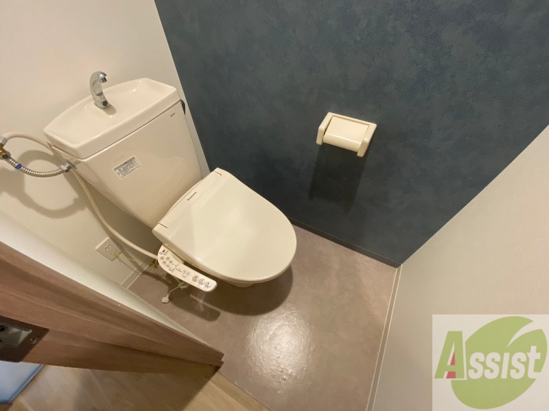 トイレ　ウォシュレット機能がついたトイレ。安心して使用できますね。