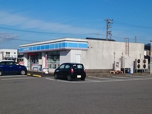 コンビニ　ローソン 丸岡一本田店（コンビニ）まで350m