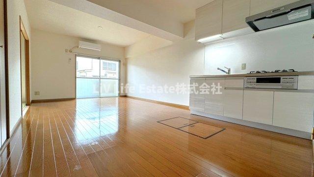 居室・リビング　同仕様写真