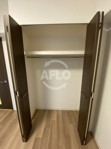 収納　プレサンス梅田　クローゼット