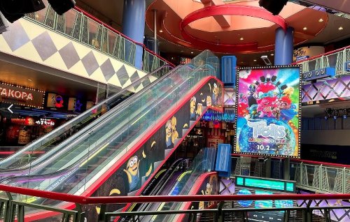 ショッピングセンター　ユニバーサル・シティウォーク大阪（ショッピングセンター）まで6079m