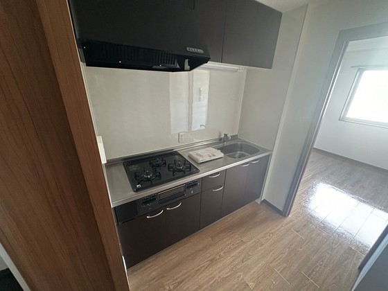 キッチン　※別部屋の写真です