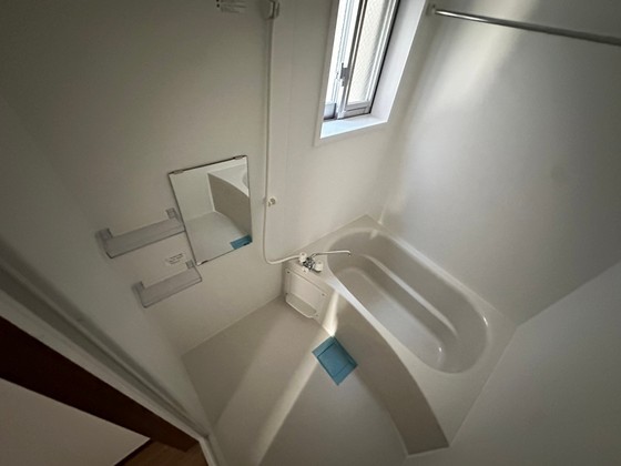 バス・シャワールーム　※別部屋の写真です