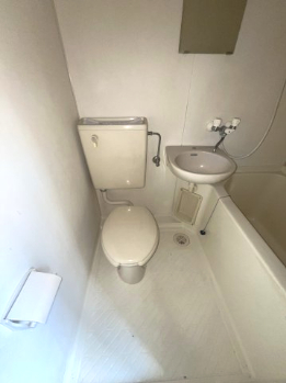 トイレ　ゆったりとした空間のトイレです