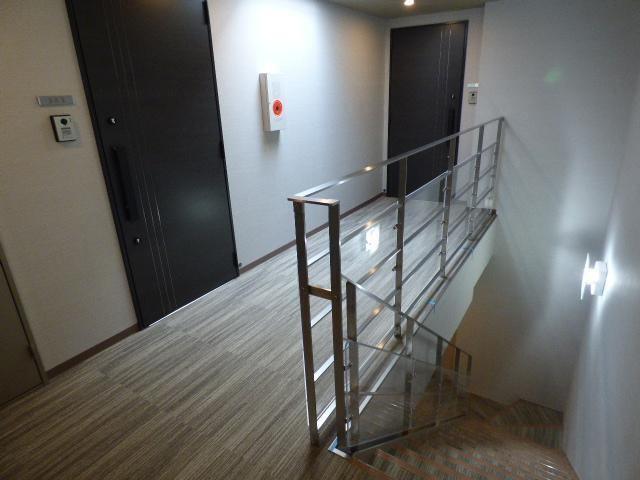 ロビー　角部屋です