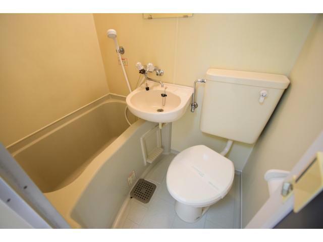 バス・シャワールーム　バス・トイレ