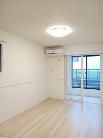 居室・リビング　居間です