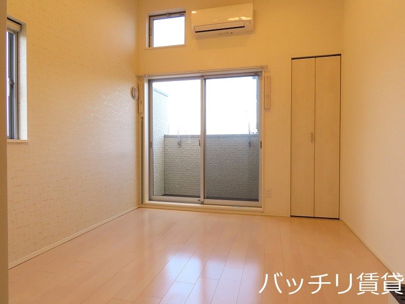 バルコニー　同型タイプの為、現状を優先致します。