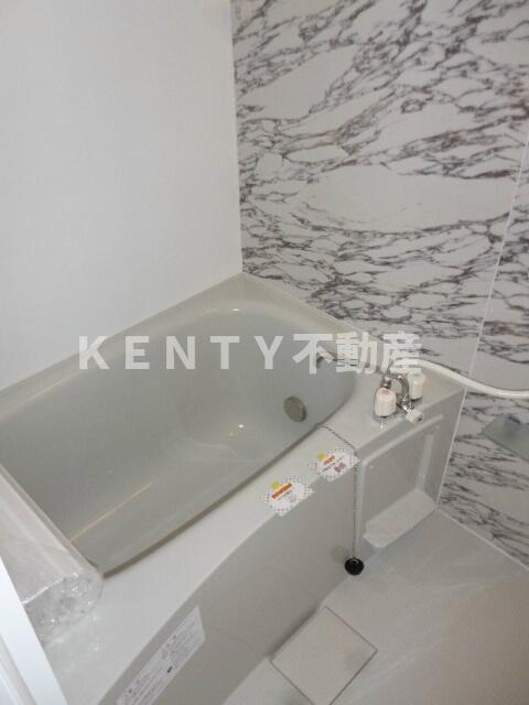 バス・シャワールーム　ゆったり過ごせるお風呂です