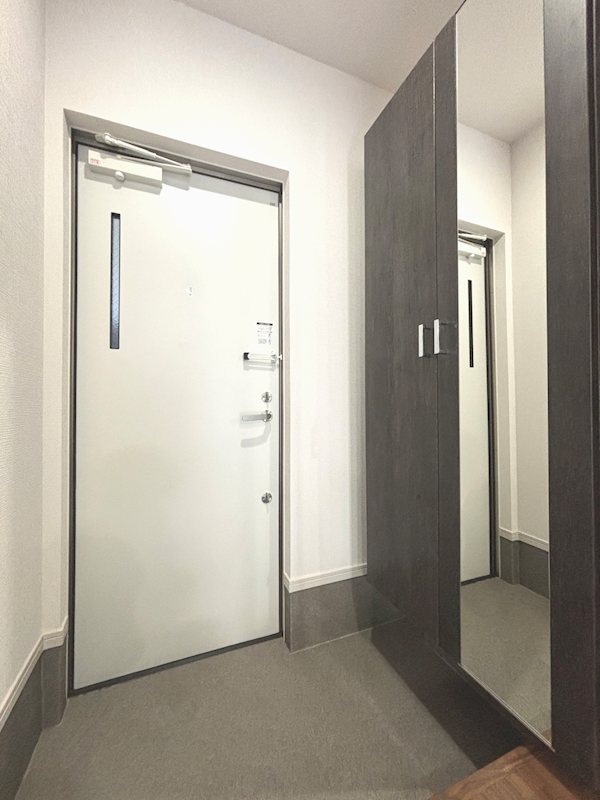 玄関　別室写真の為、現状を優先いたします。