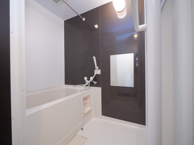 バス・シャワールーム　きれいなお風呂で快適バスタイム♪