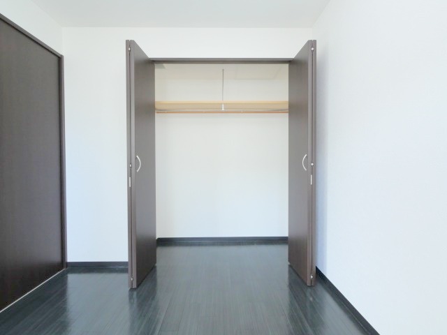 収納　衣類の収納に便利なクローゼットが付いています！