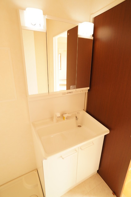 洗面設備　洗髪洗面化粧台