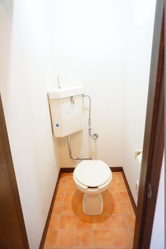 トイレ　トイレ