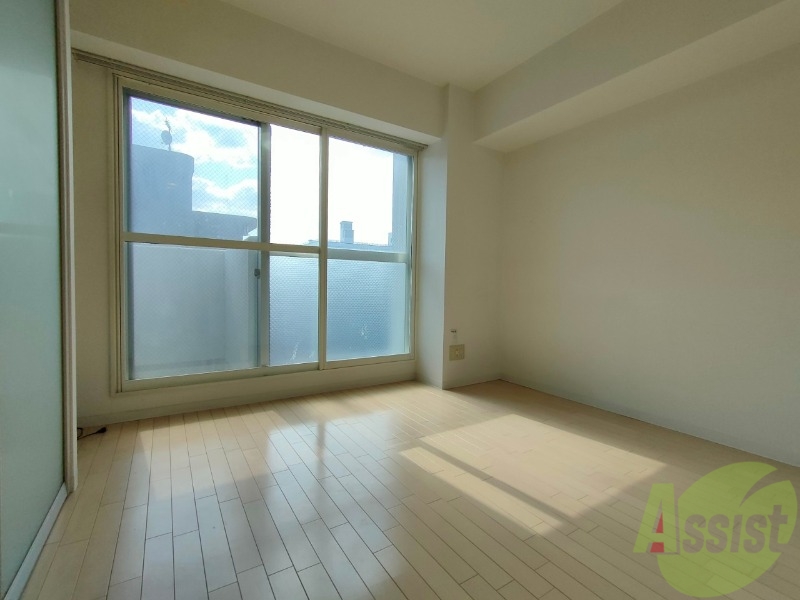 居室・リビング　広くてキレイなお部屋が広がっていて、充実した生活が送れそう。