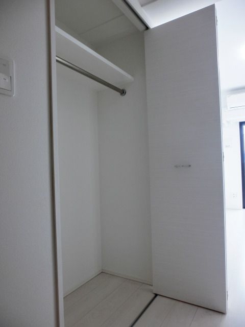 収納　クローゼット