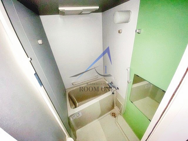 バス・シャワールーム　お風呂です。