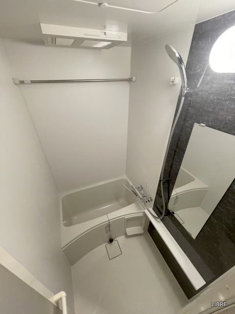 バス・シャワールーム　ゆったり入れるお風呂！