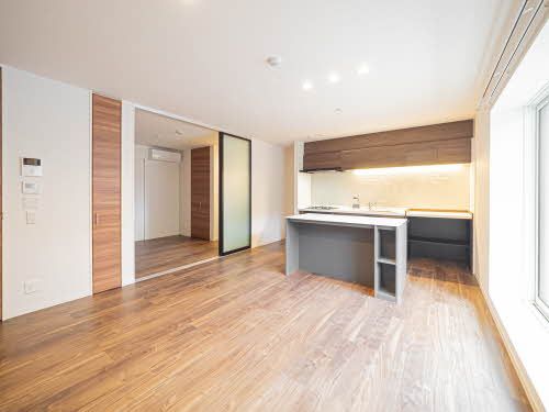 居室・リビング　独りでも、友人とでも、夫婦でも、みんなが、楽しくゆっくり過…