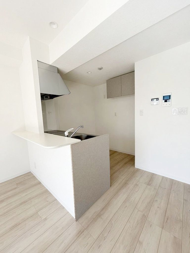 キッチン　IHクッキングヒーター