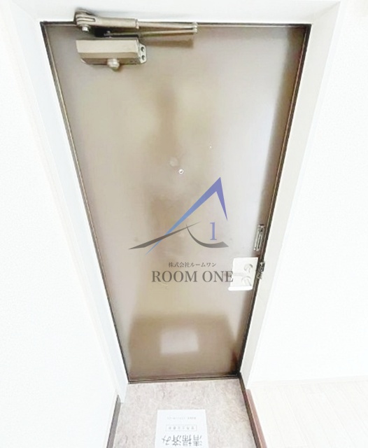 玄関　玄関です。