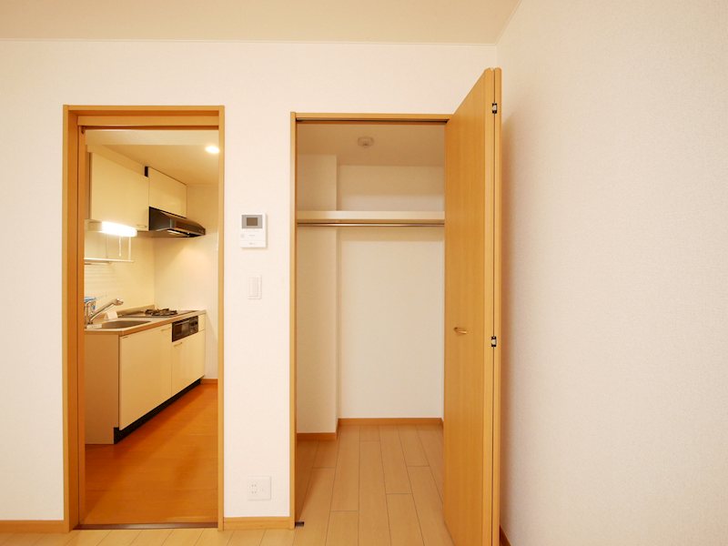 収納　クローゼット