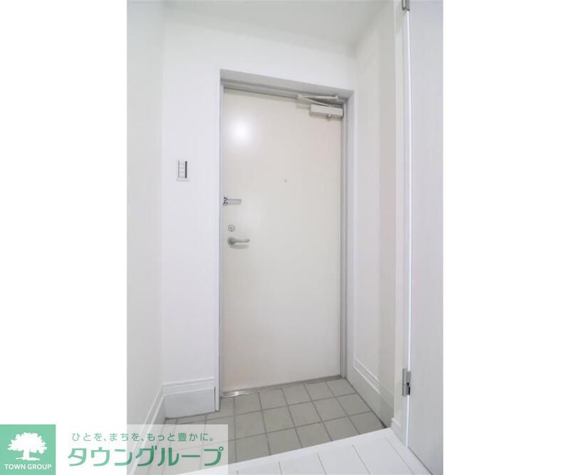 玄関　★お部屋探しは株式会社タウンハウジング東京まで★