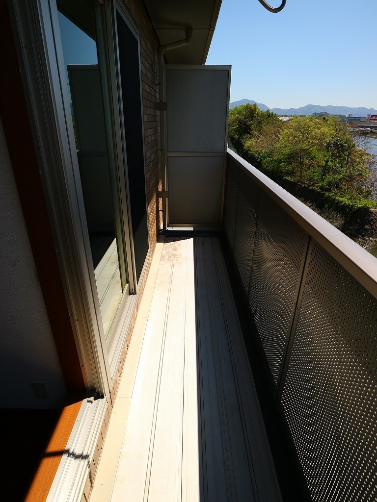 バルコニー　※別号室参考、現状優先です。