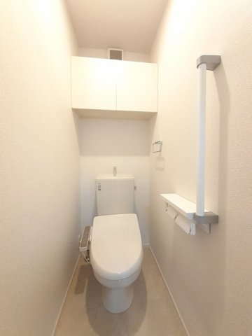 トイレ　ゆったりとした空間のトイレです