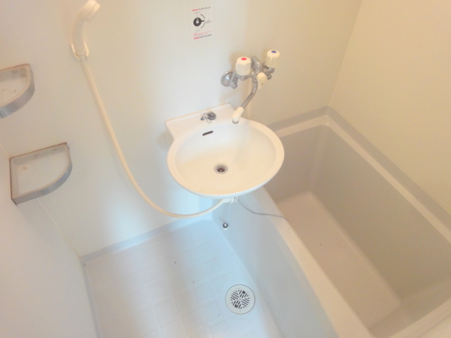 バス・シャワールーム　★人気のバス・トイレ別です★
