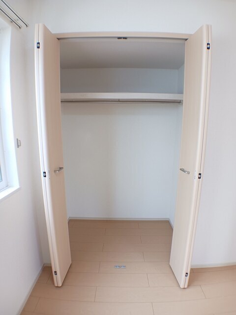 収納　★ハンガーでお洋服が収納できます★