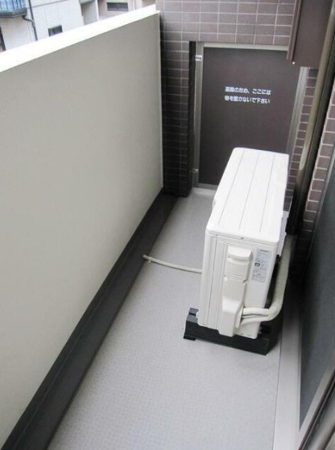 バルコニー　バルコニーあります