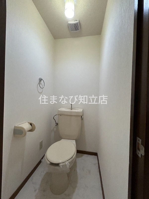 トイレ　同型タイプ
