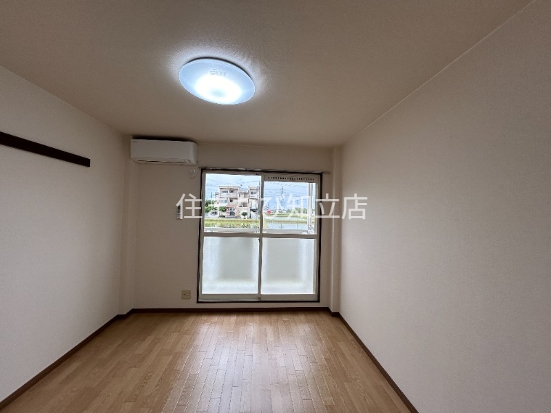 居室・リビング　同型タイプ