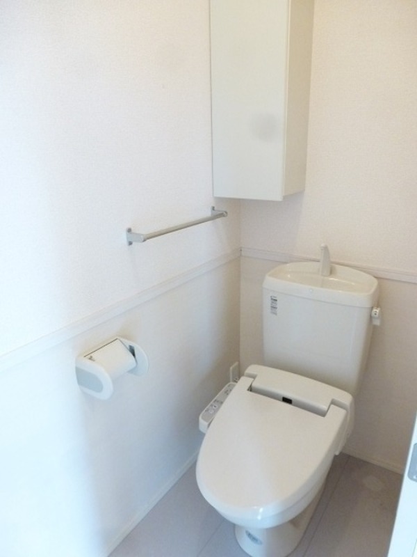 トイレ　図面と現状に相違がある場合には現状を優先