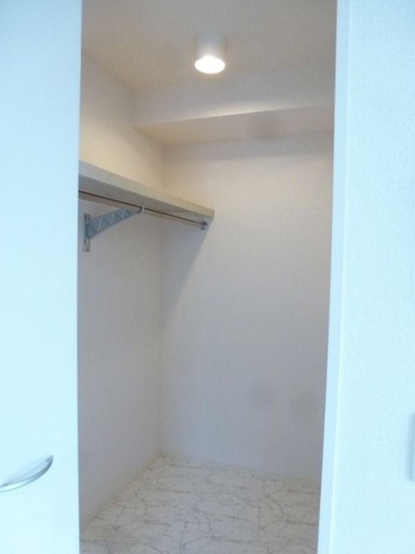 収納　図面と現状に相違がある場合には現状を優先