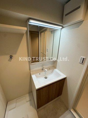 洗面設備　脱衣スペースもあります