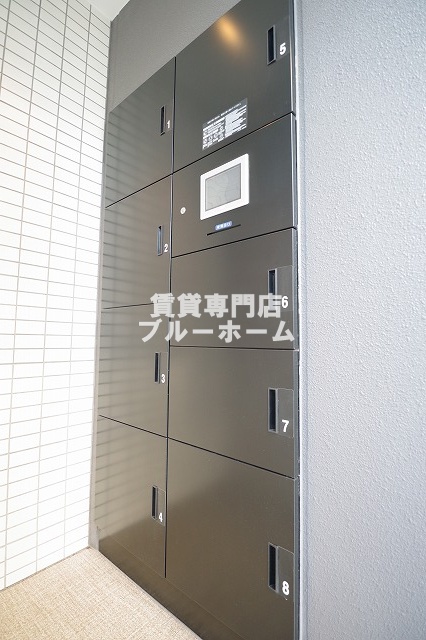 その他　不在時も安心の宅配ボックス！