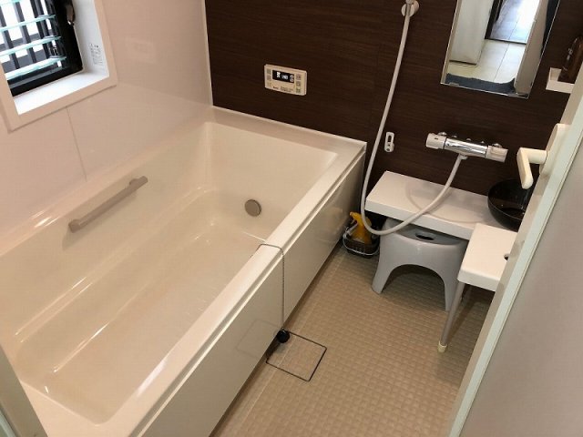 バス・シャワールーム