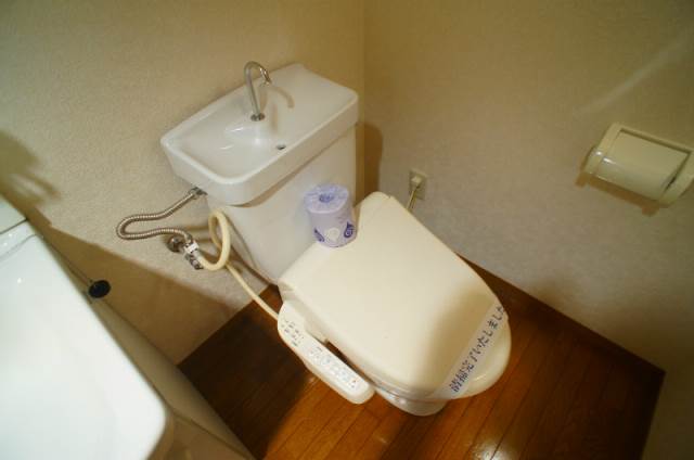 トイレ　別号室イメージ