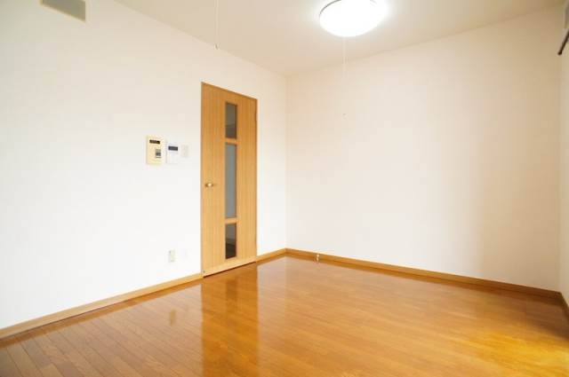 居室・リビング　別号室イメージ