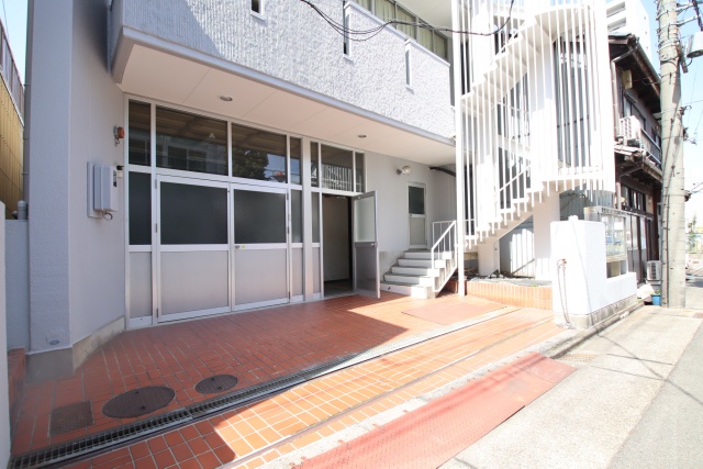 高校・高専　空手部（高校・高専）まで200m